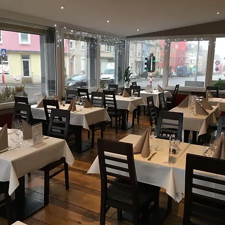 La Veranda Hotel